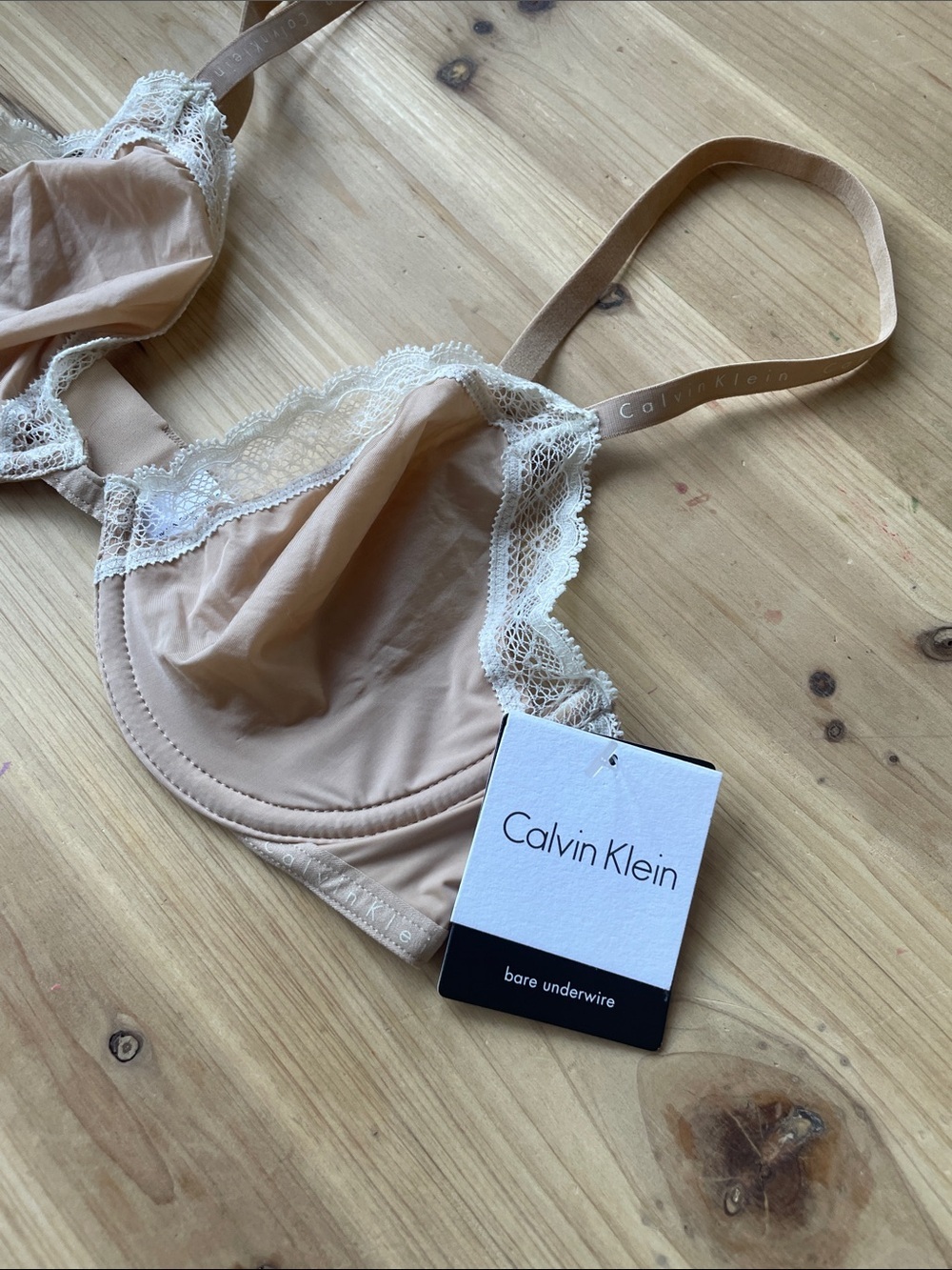 Calvin Klein Beige Dainty Lace-Trim Bare Underwire Bra NWT - Picture 4 of 11